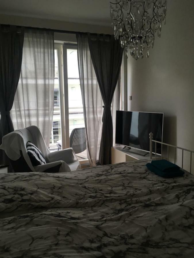 Apartament Gold ミエンジズドロイェ エクステリア 写真